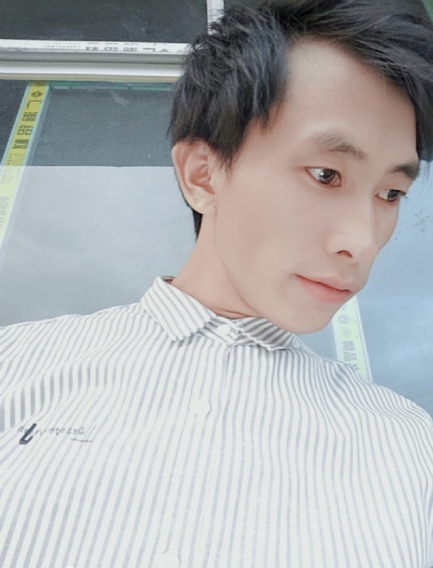寻找下一个路口的第一张照片--文山上门女婿服务网